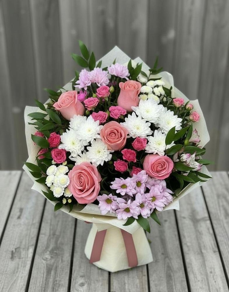 Букет цветов из: Альстромерии, Гвоздики, Розы и Хризантемы в Зарубино