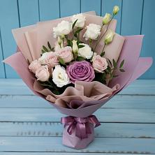 Букет цветов из:  Розы и Лизиантусы в Зарубино
