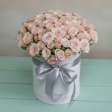 Цветочная композиция из Розы в шляпной коробке в Зарубино