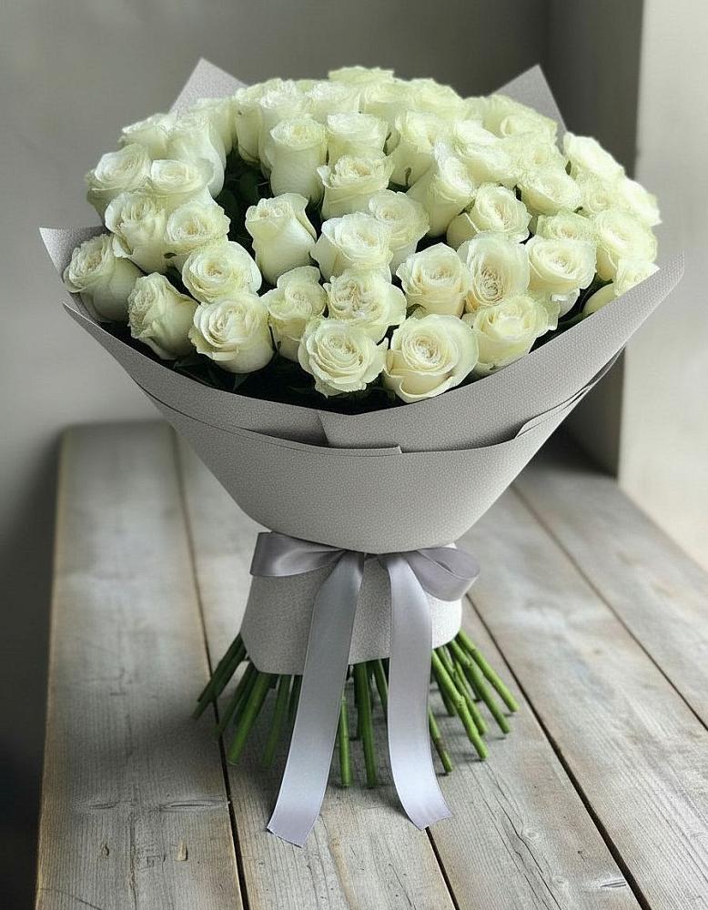 Букет 35 Белых роз в Зарубино