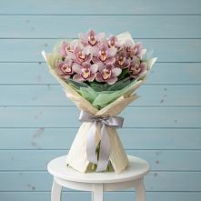 Букет цветов из:  Орхидеи и Розы в Зарубино