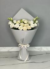 Букет цветов из:  Розы и Лизиантусы в Зарубино